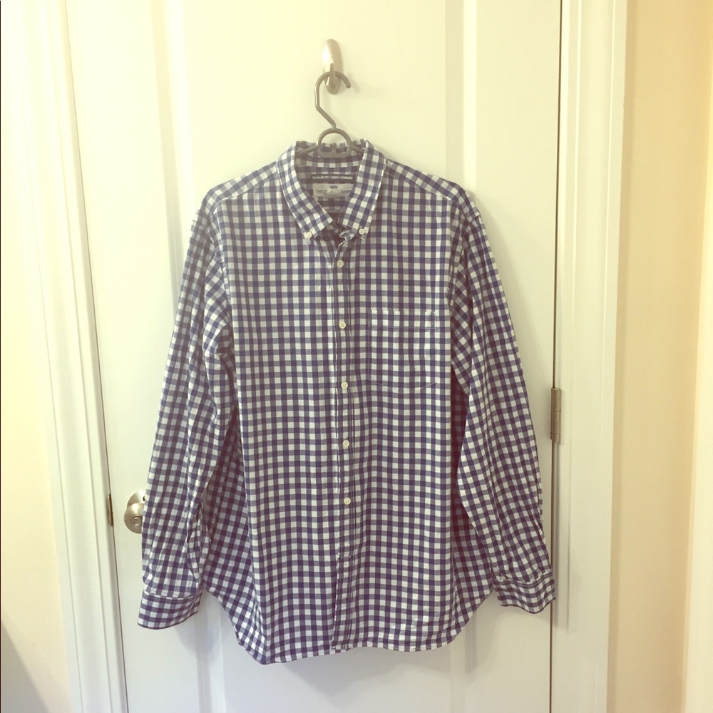 Men’s Checkered Button Down Shirt