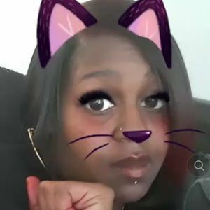 Meet your Posher, Nikki