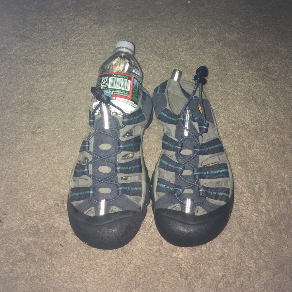 Keens water shoes