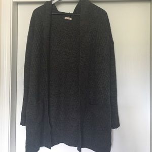 Open, hooded cardigan