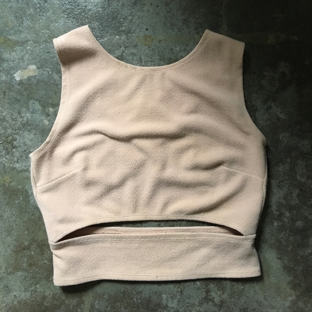 Fitted crop