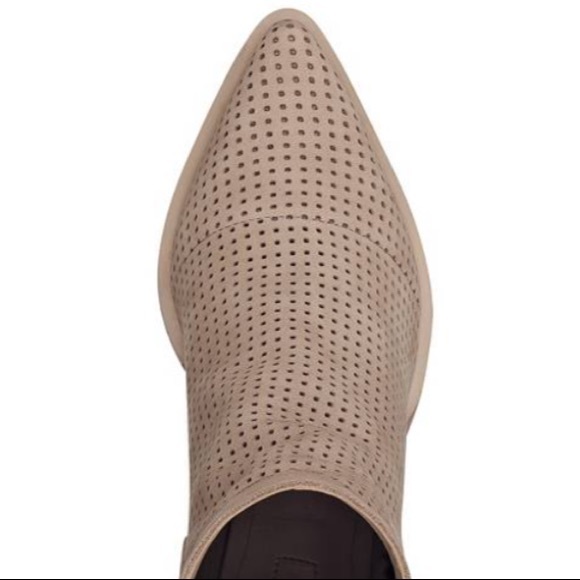 NEW GUESS TALZAY PERFORATED SUEDE BOOTIES - Picture 3 of 4