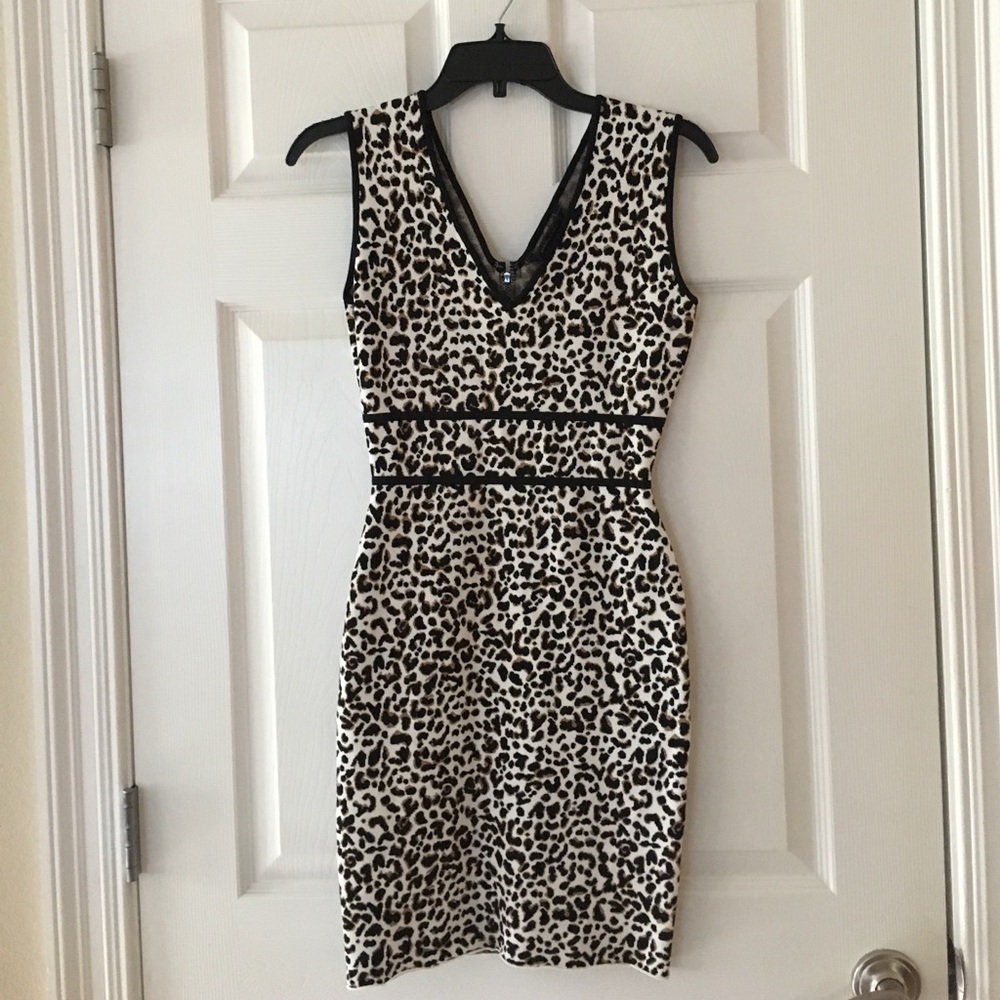 BCBGMAXAZRIA bodycon dress in size S