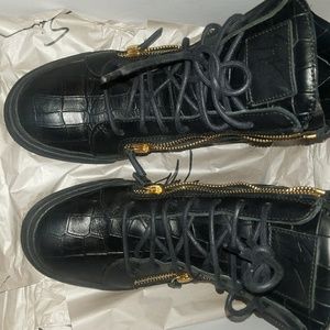 Men's All Black Giuseppe Zanotti Sneakers