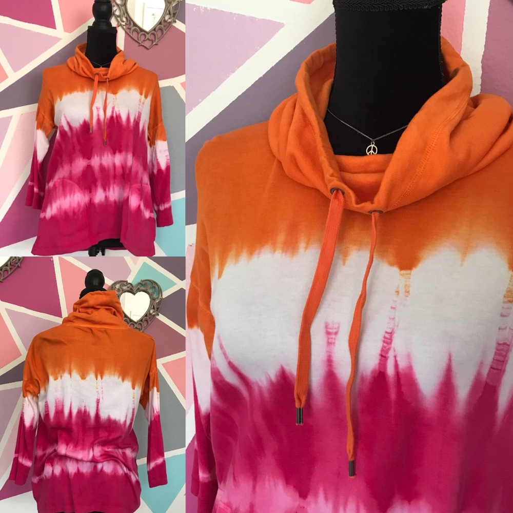 🌈🔥🐳Tie Dye Sweatshirt🐳🔥