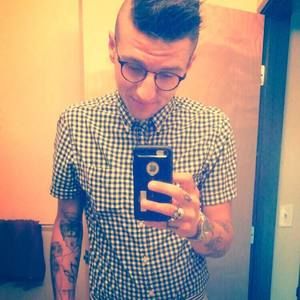 Meet your Posher, Logan