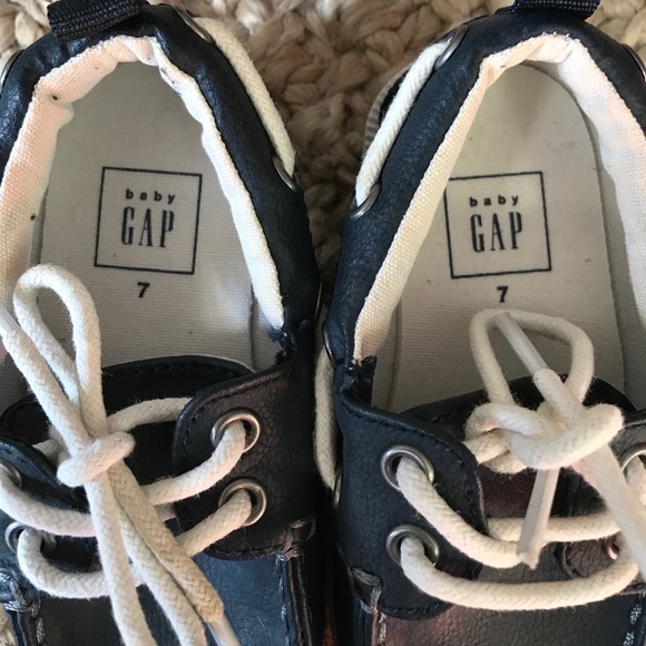 Toddler boy navy blue boat shoes - Picture 3 of 4