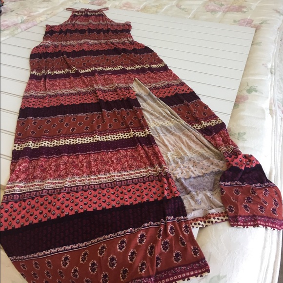 American Eagle Outfitters Dresses & Skirts - American Eagle Soft & Sexy Hi Neck Maxi Dress