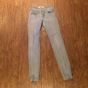 Hollister jeans