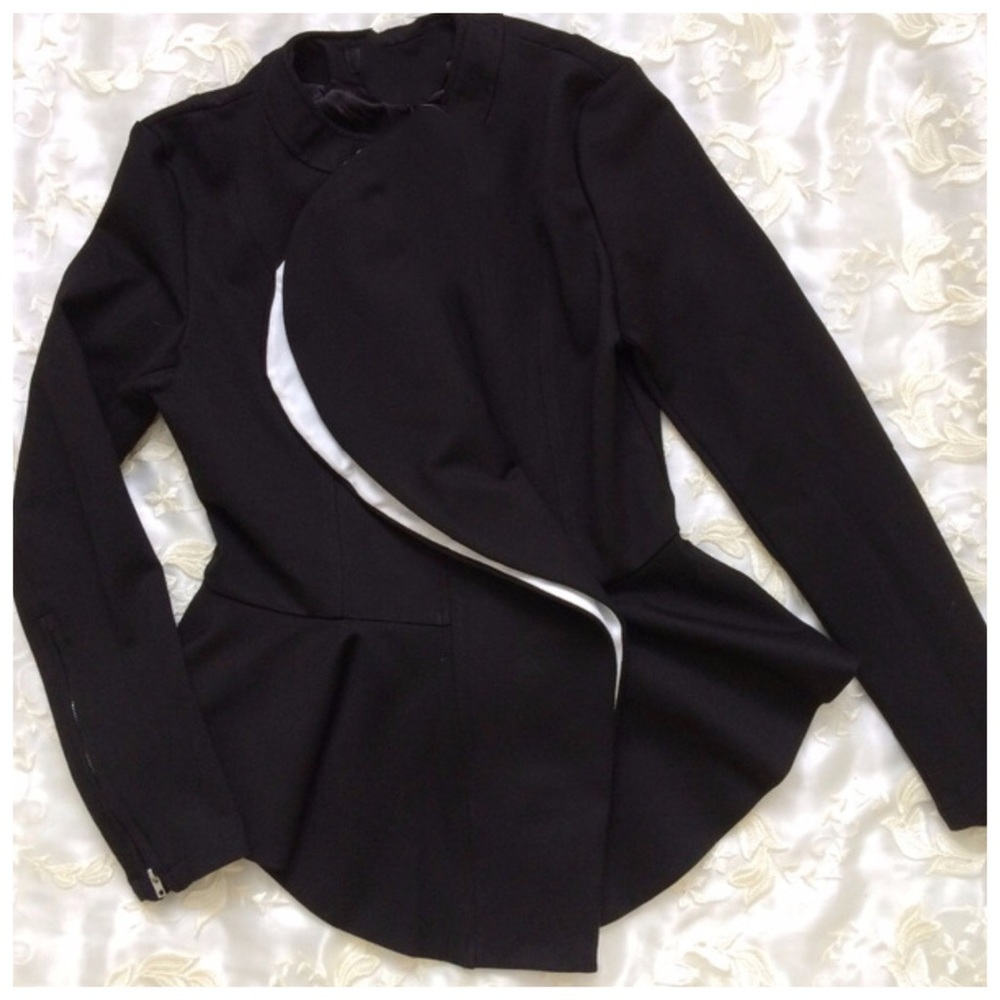 Black & White Ruffle Peplum Jacket - Picture 3 of 7