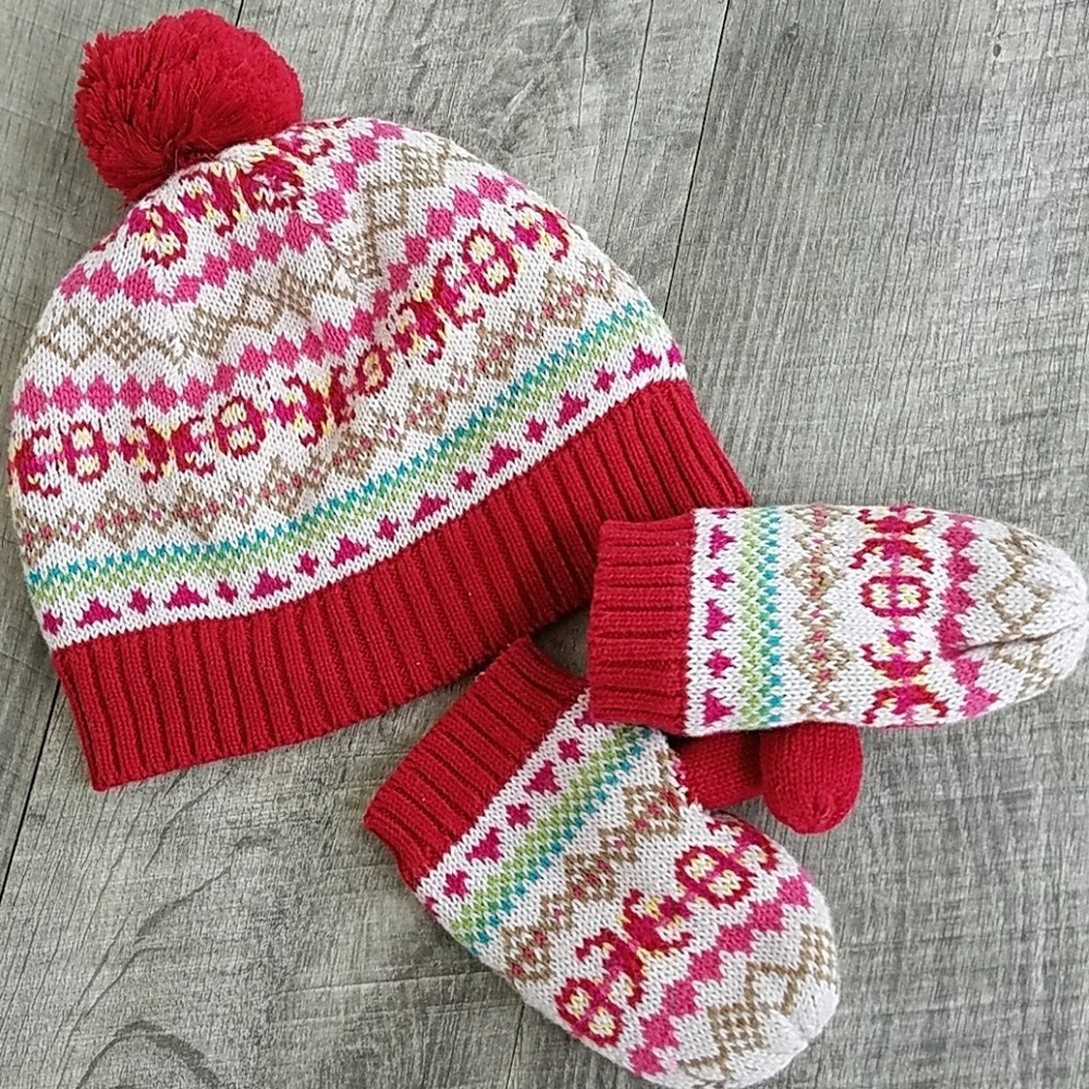 Hat and mittens  set