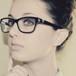 Authentic GUESS glasses for reading used once