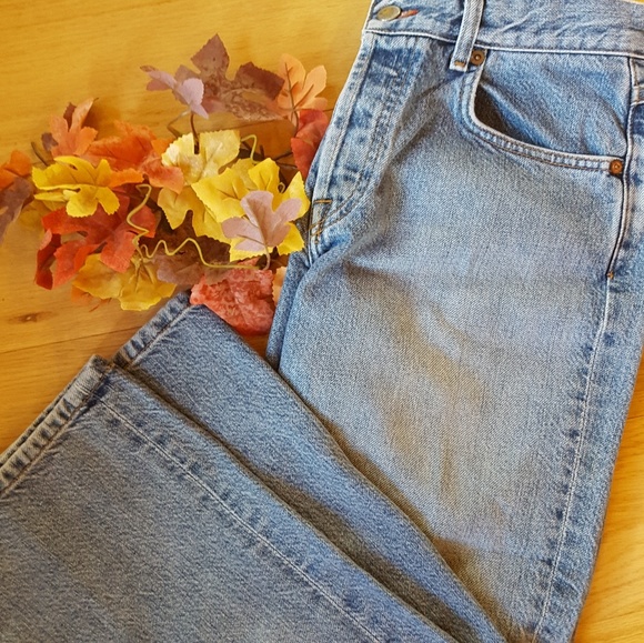Lucky Brand Low rise Easy fit Cuffed Capri Sz 8/29 - Picture 1 of 2