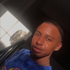 Meet your Posher, Joshua