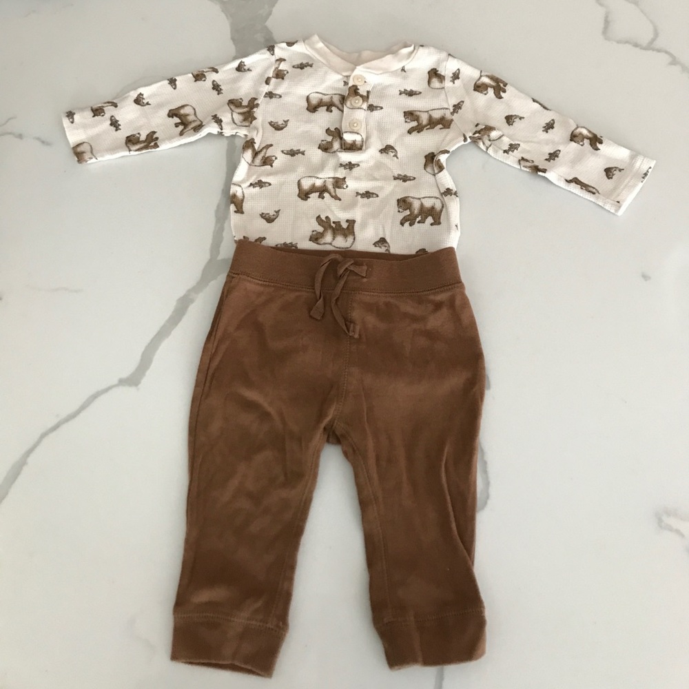 Baby Boy 6-12M Outfit - Bears & Pants