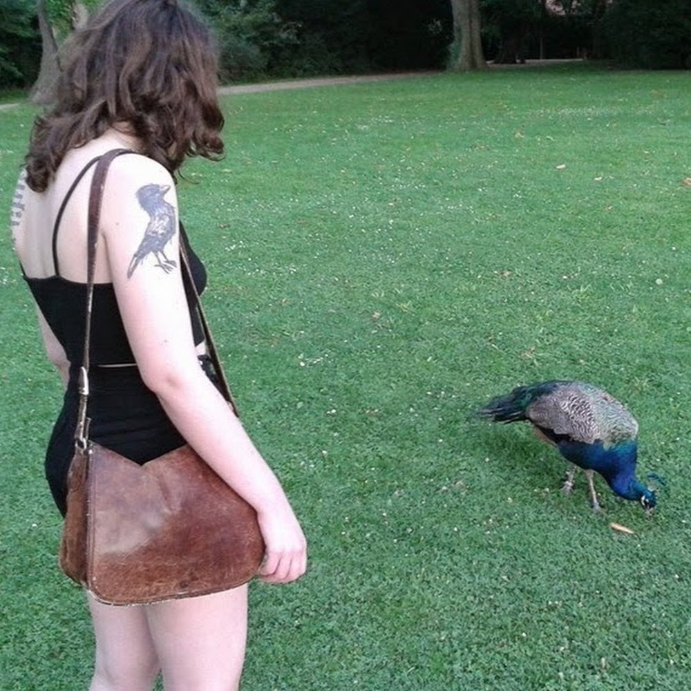 Meet your Posher, Dania