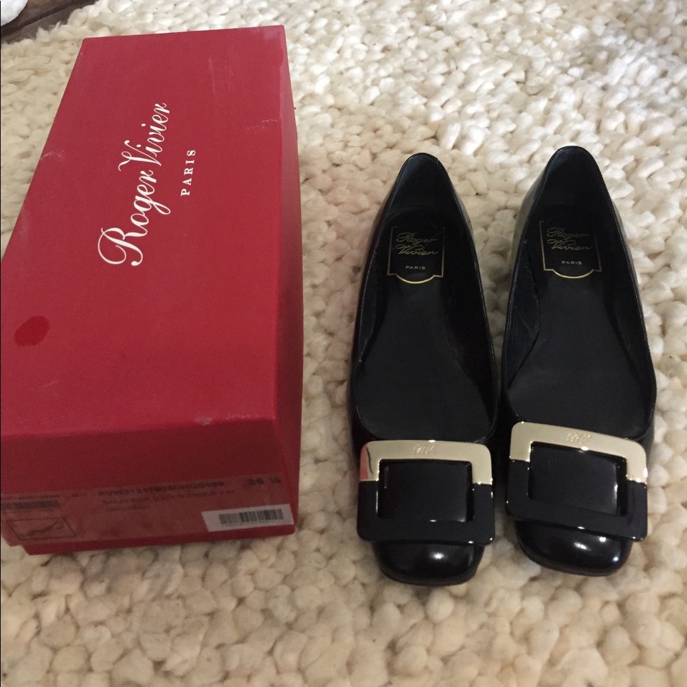 Roger Vivier Ulook Black flats with box size 36.5
