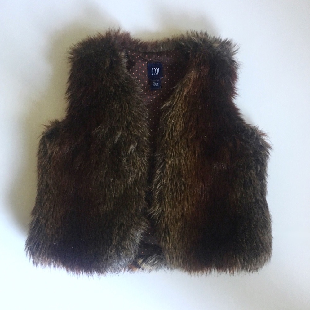 Girls’ GAP Faux Fur Vest Size 5