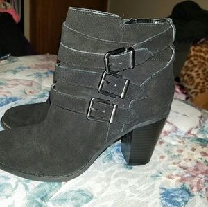 Black boot heels