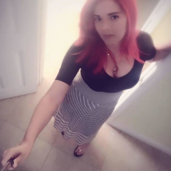 Meet your Posher, Adriana - Picture 1 of 1