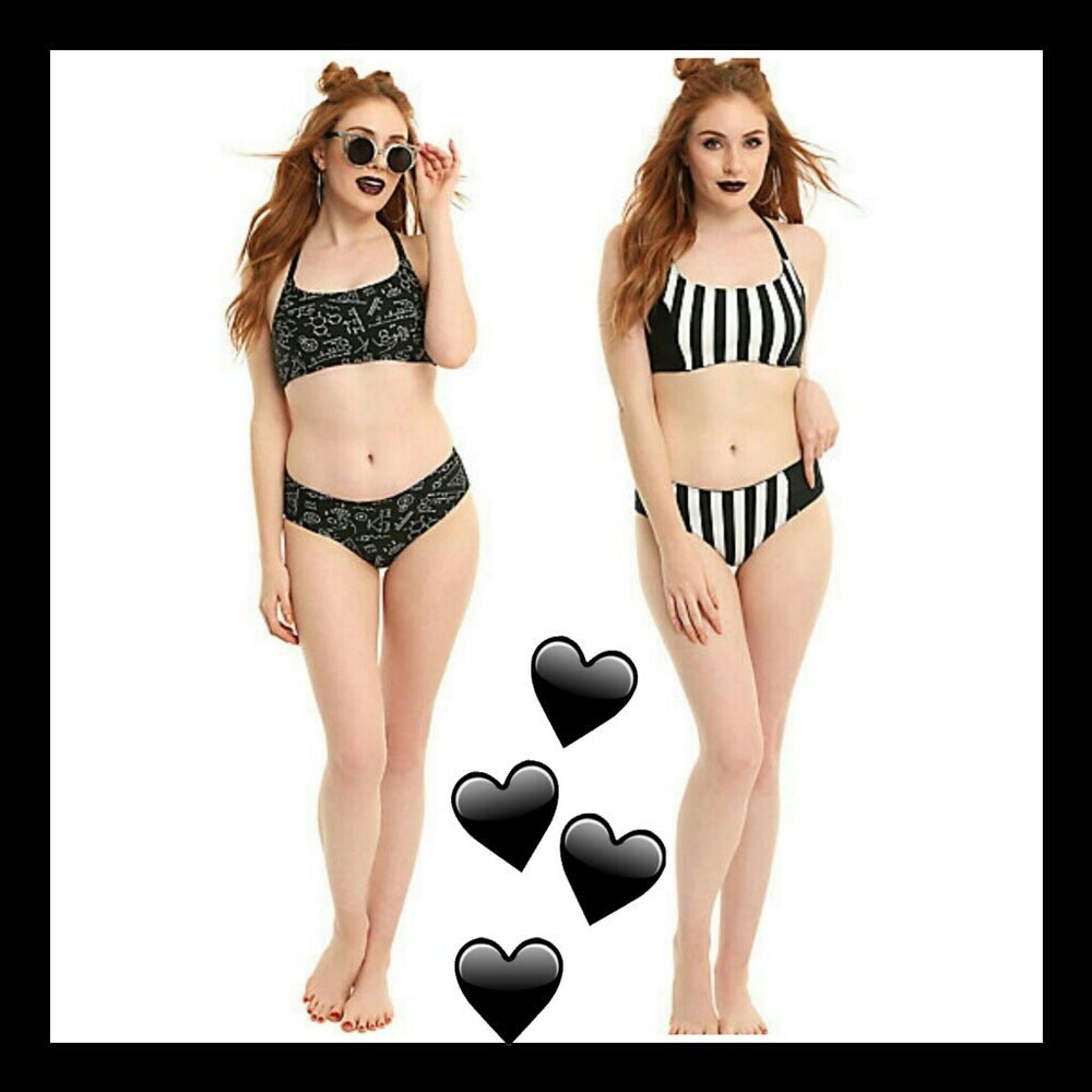BLACK & WHITE SCIENCE PRINT REVERSIBLE SWIM BOTTOM - Picture 2 of 2