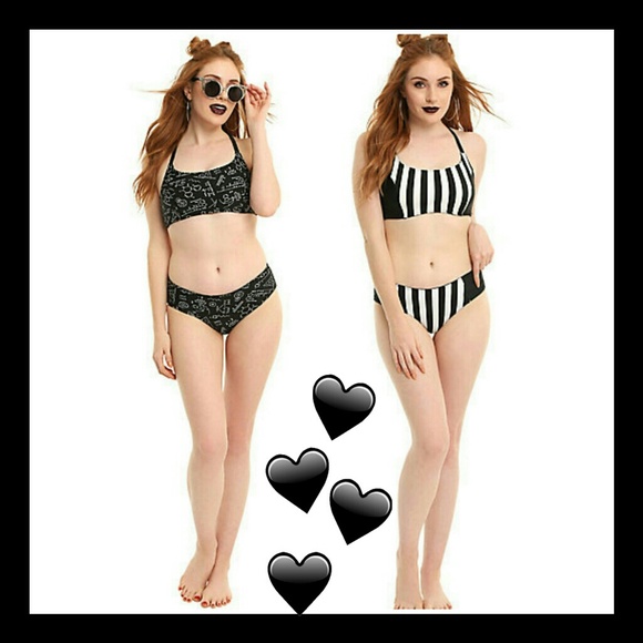 BLACK & WHITE SCIENCE PRINT REVERSIBLE SWIM BOTTOM - Picture 2 of 2