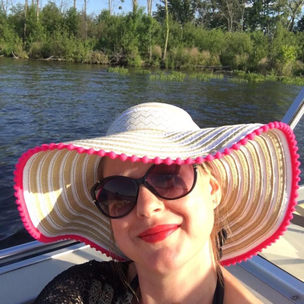 Meet your Posher, Jessica