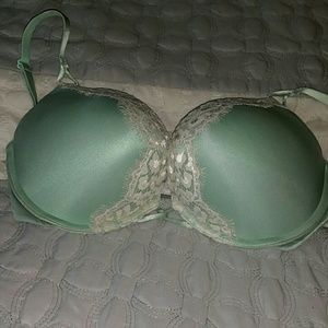 Victoria's secret bombshell plunge bra