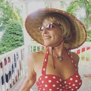 Meet your Posher, Jen