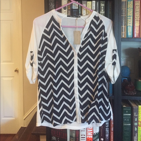 White and Navy Chevron button up by Doe & Rae. - Picture 1 of 3
