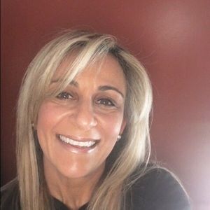 Meet your Posher, Teresa