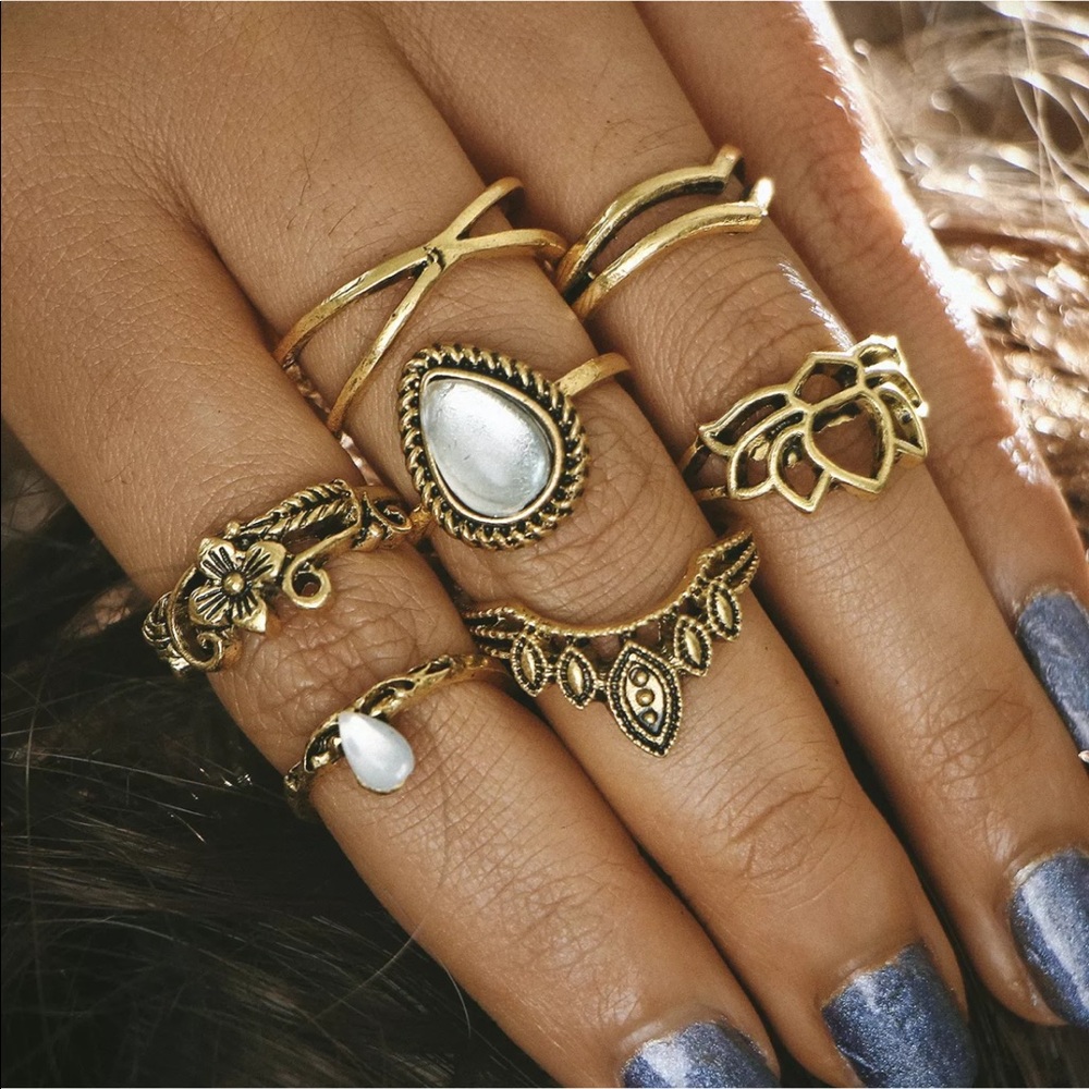 🌸🌸 Bohemian 7pc ring set