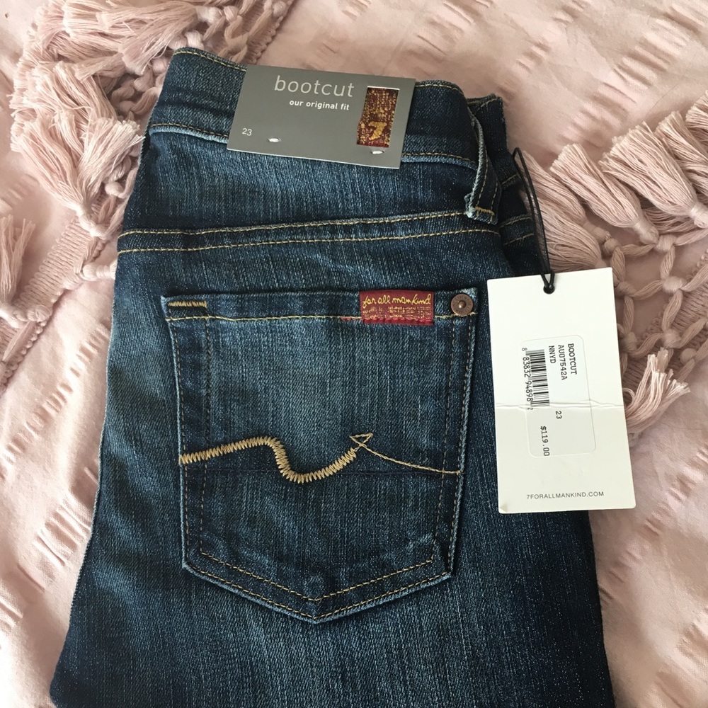 BRAND NEW 7 For All Mankind bootcut jeans. Size 23