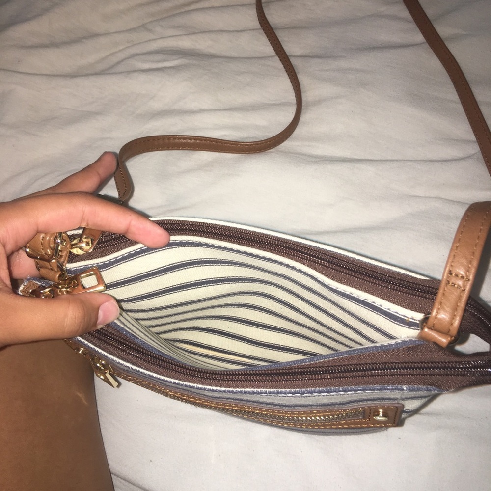 Handbag - Picture 3 of 4