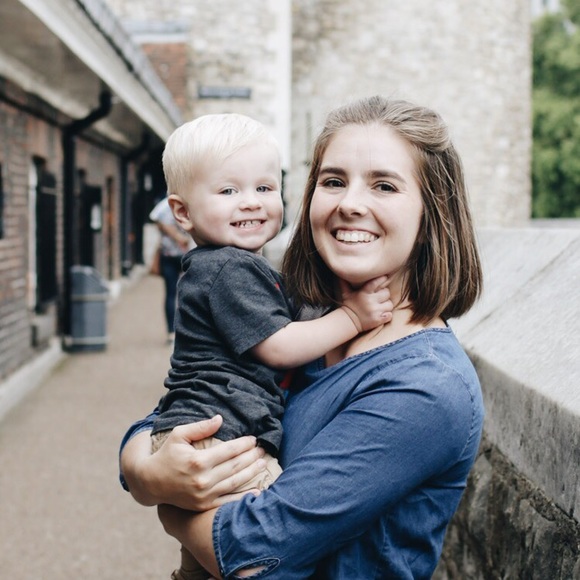 Meet your Posher, Kristin - Picture 1 of 1