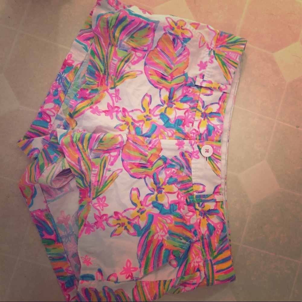 Lilly Pulitzer size 8 shorts