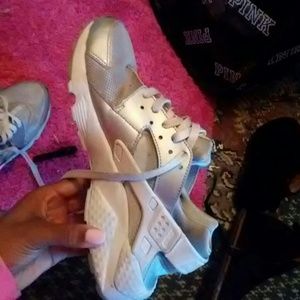 Nike huraches