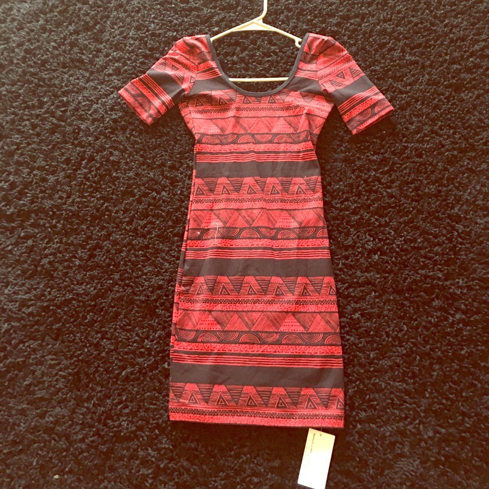 American apparel form fitting print dress