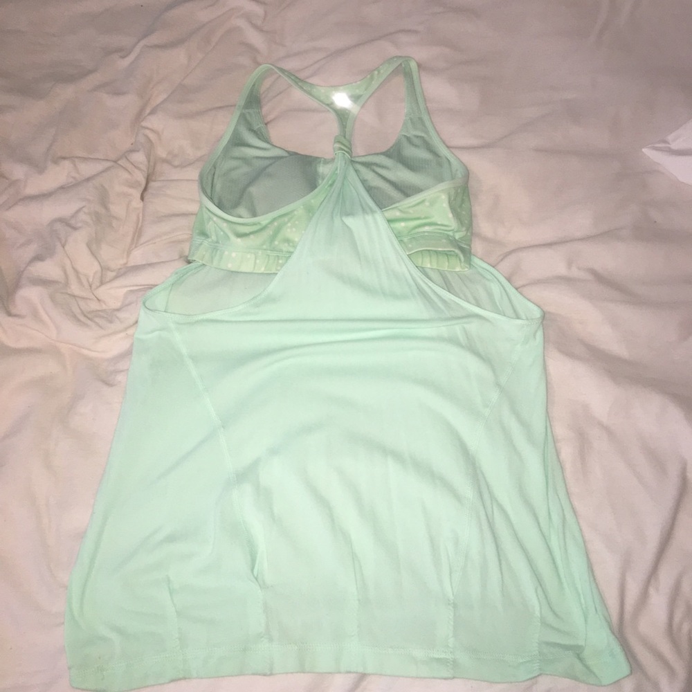 Lululemon tank