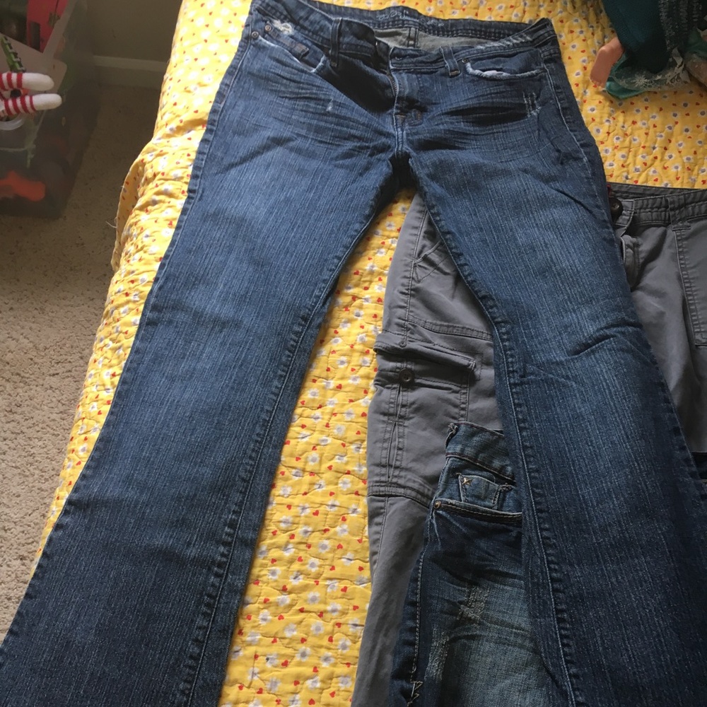 Jeans