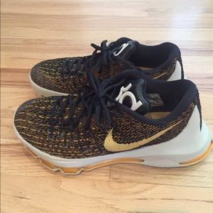Nike KD basketball shoe