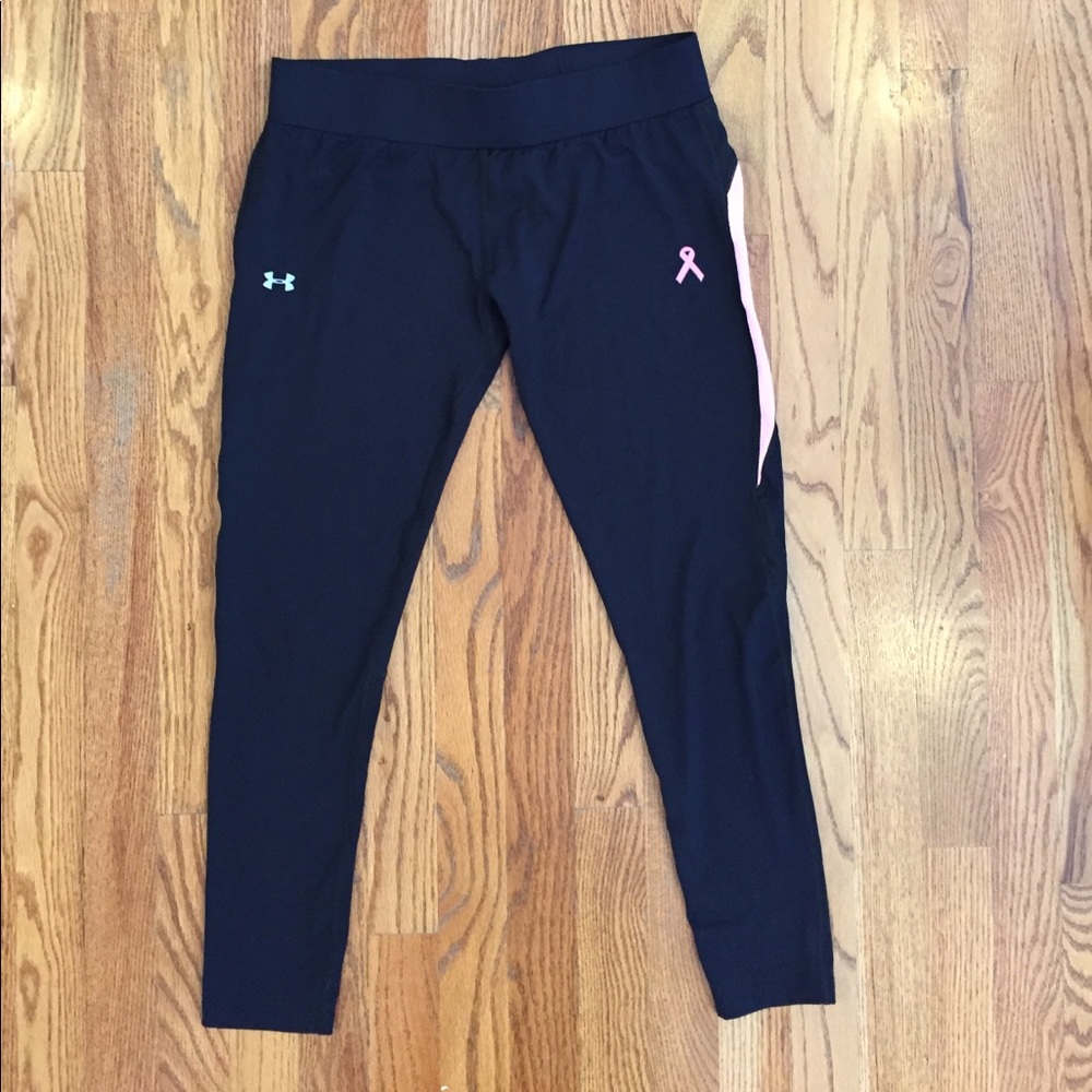 Under Armour black/pink survivor capri
