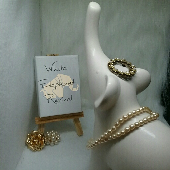 Meet your Posher, White Elephant Revival - Picture 3 of 3