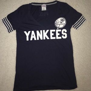 VS Pink | Yankees Tee