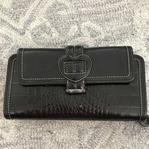 Brighton wallet