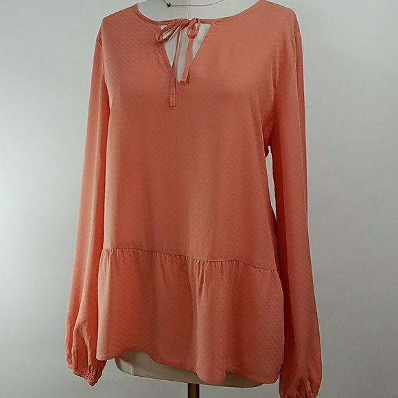 Sanctuary Tops - NWT Sanctuary Tunic Blouse Keyhole Tie Neck L