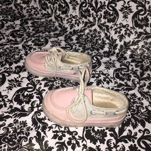 PINK BOAT SHOES
