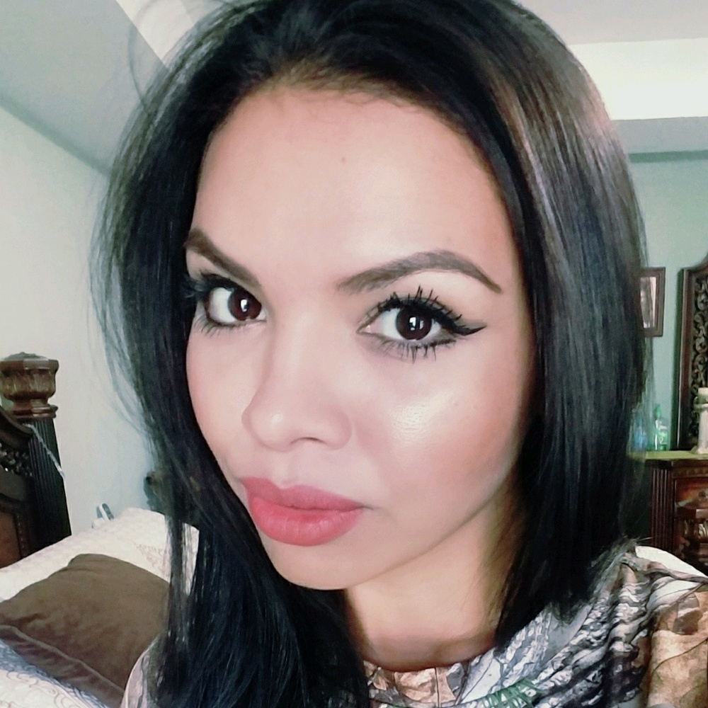 Meet your Posher, Samantha