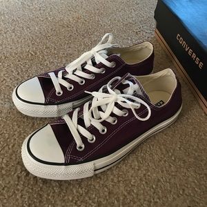 Converse Purple Women’s 8 Men’s 6