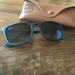Ray-Ban Sunglasses. Barely worn!